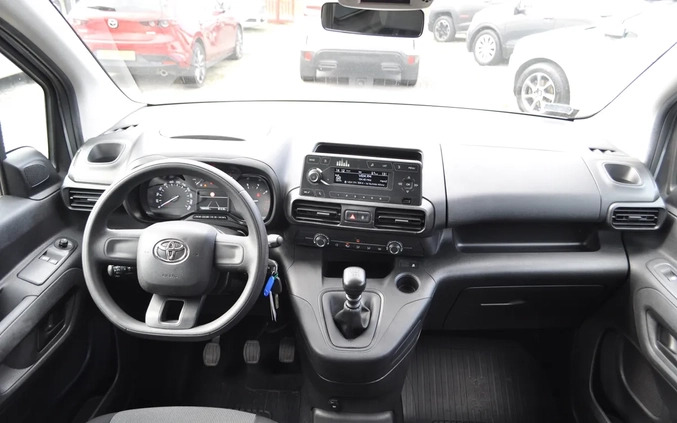 Toyota Proace City Verso cena 62444 przebieg: 188000, rok produkcji 2020 z Przemków małe 781